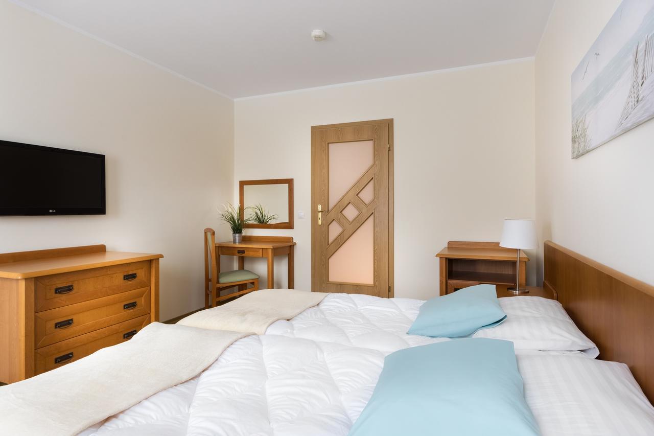 Olymp 114 I 120 Z Basenem, Sauna I Jacuzzi W Cenie Kolobřeh Exteriér fotografie
