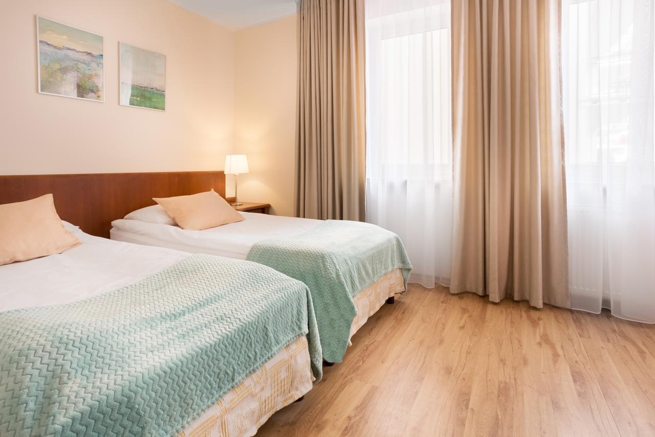 Olymp 114 I 120 Z Basenem, Sauna I Jacuzzi W Cenie Kolobřeh Exteriér fotografie